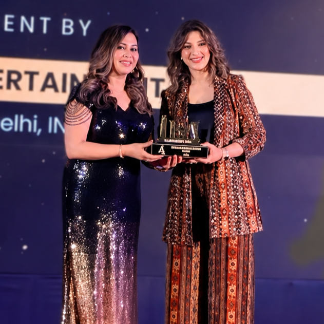 Dr. Sneha Jain receiving the Millennium Award